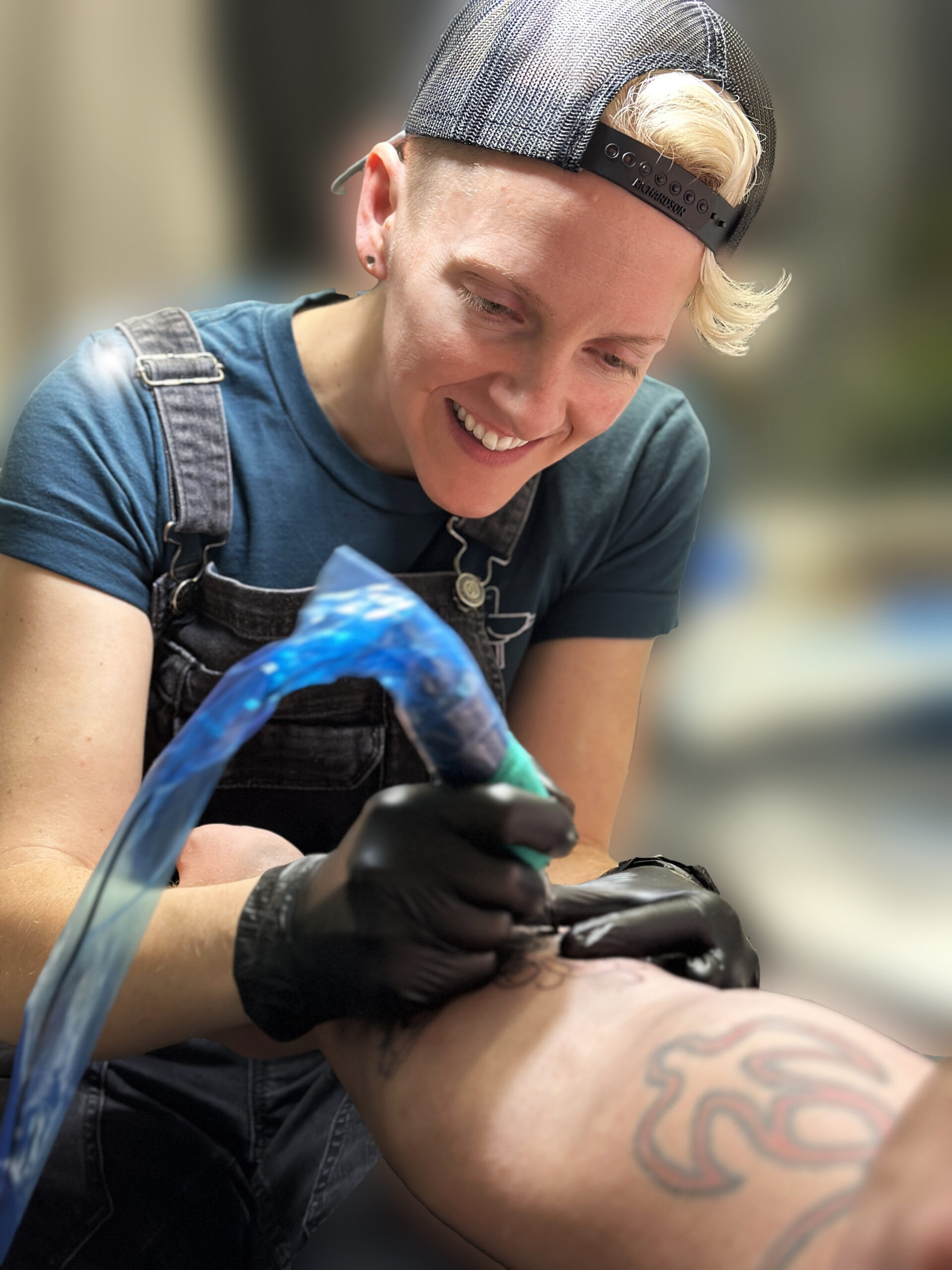 robin-tattooing1